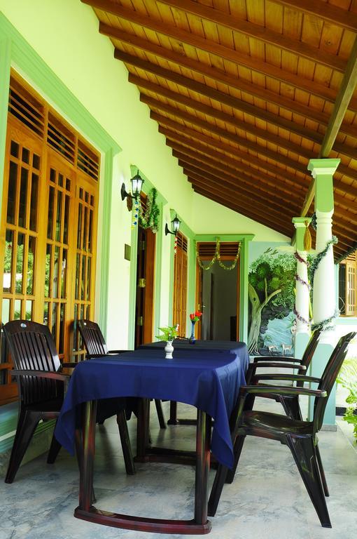 Lumbini Villa Бентота Экстерьер фото