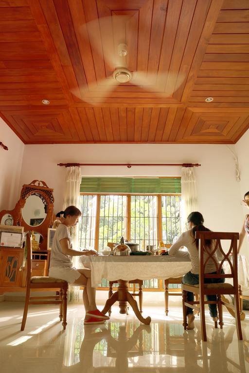 Lumbini Villa Бентота Экстерьер фото